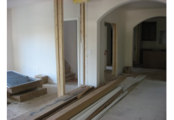 TEMPORARY MATE WALL FRAMING. NOTE FACTORY FINISHED ARCHWAYS