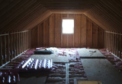 9/12 ATTIC WITH GABEL END WINDOW ON A 27'6